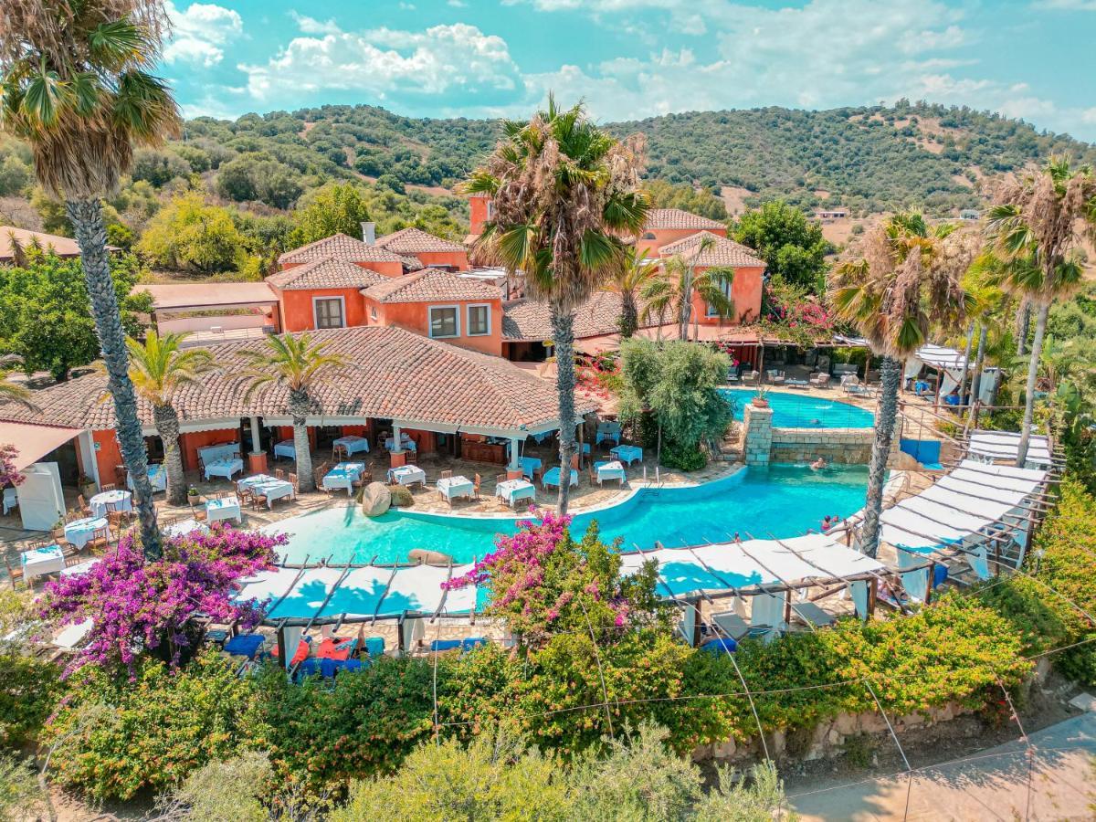 Felix Hotels - Galanias Hotel & Retreat Bari Sardo Kültér fotó